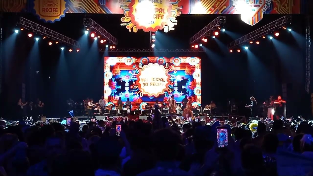 Baile municipal do recife com Carlinhos Brown e Elba ramalho