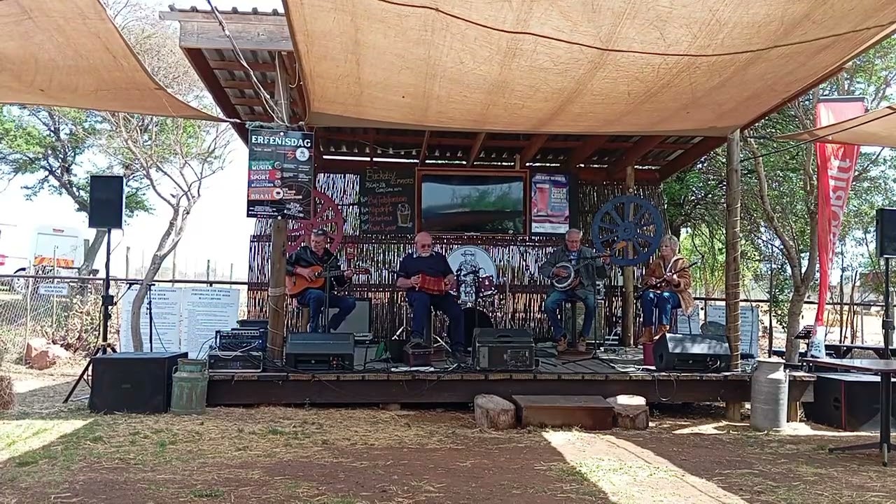 Piet Snyman en sy orkes by Erfenisdag 2024