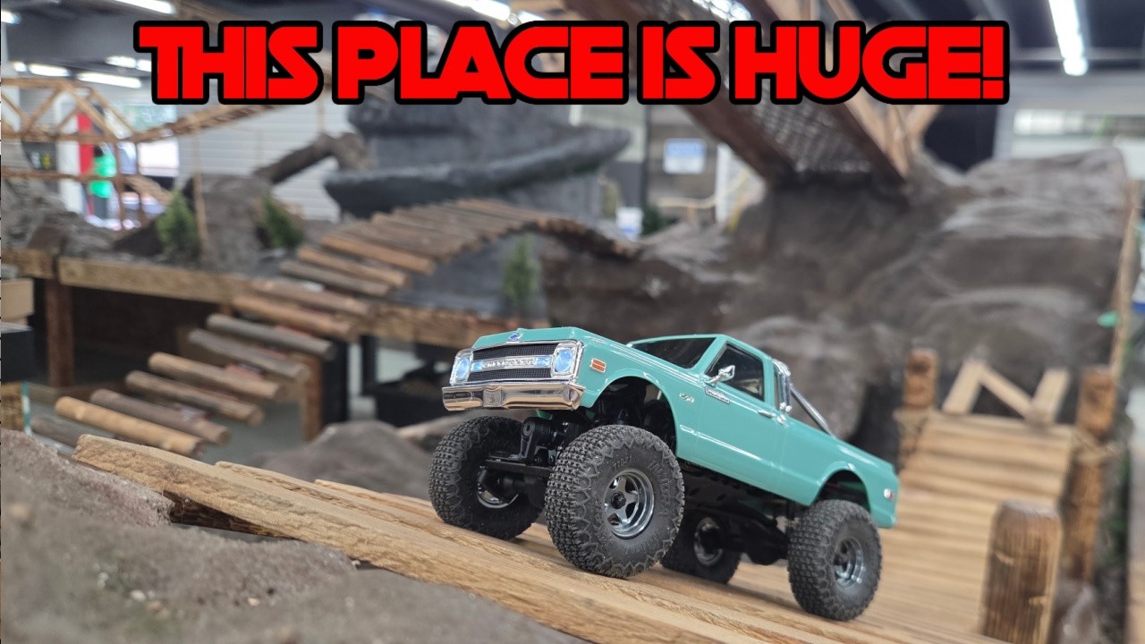 Mini Crawlers on a MASSIVE Indoor RC Crawler Course (SCX30, SCX24, and Ascent Apex 18)