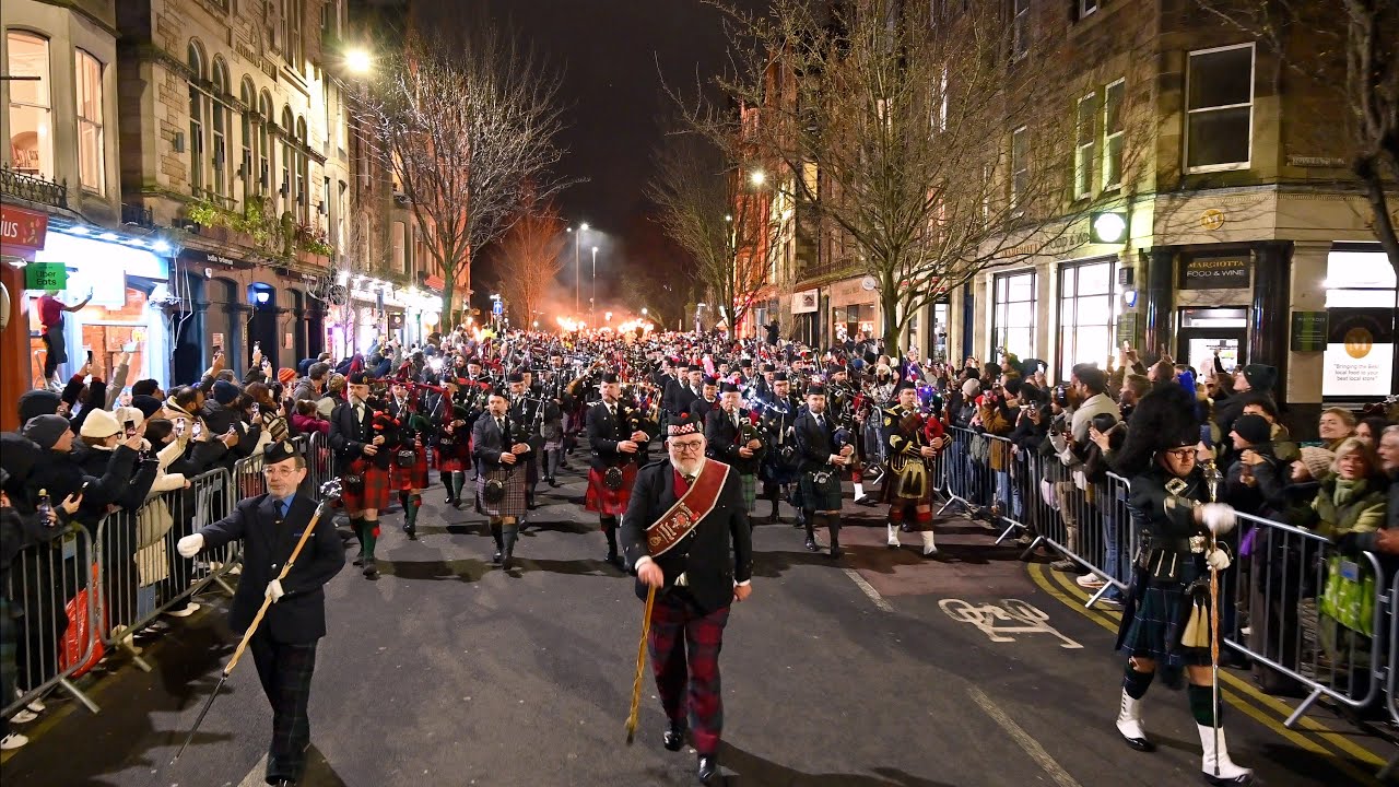 Pipes and Drums gather in Edinburgh for New Year celebration | Torchlight Procession