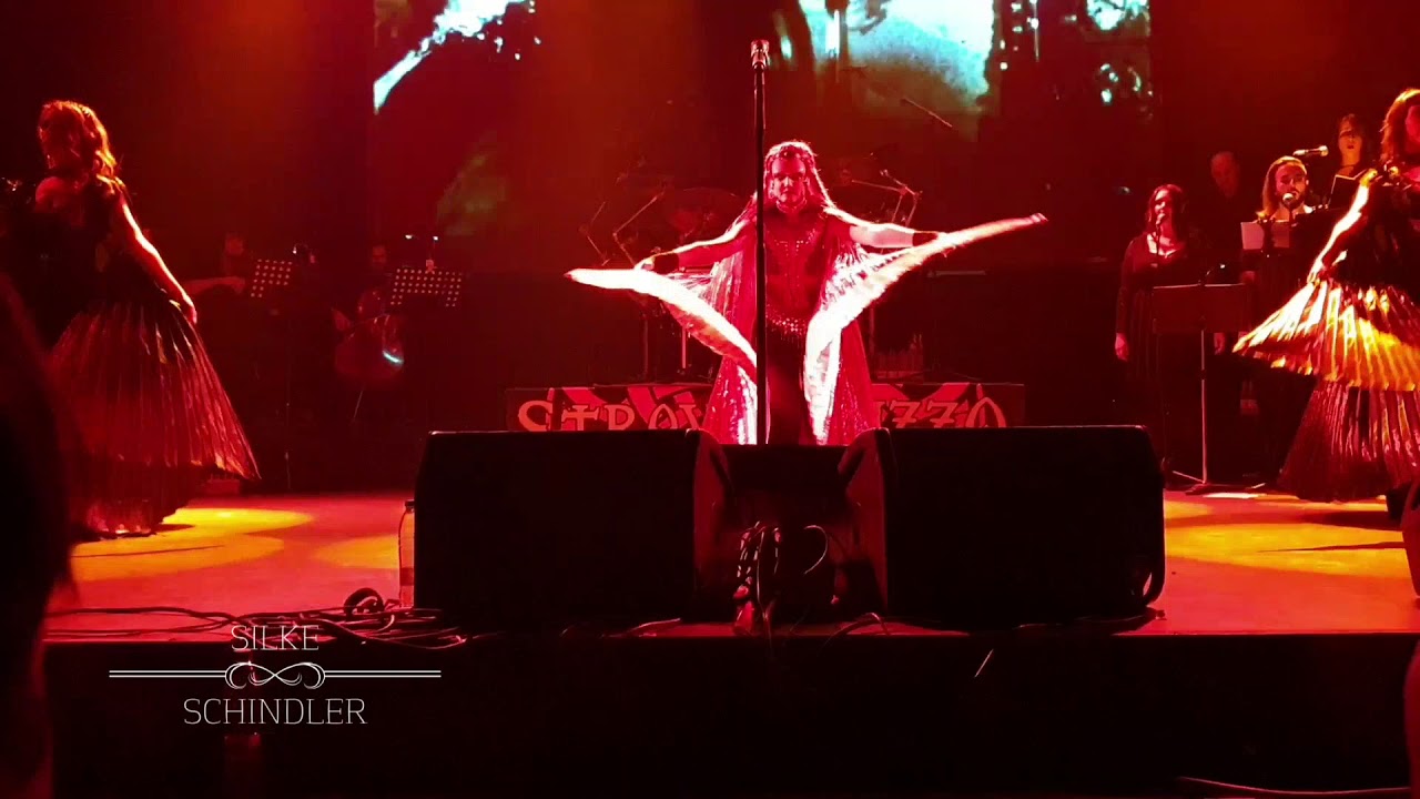 STRAVAGANZZA - El Inicio (Madrid, Sala La Riviera, 28.09.2019)