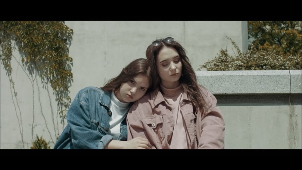 Karolina Linowska - Bez (official video)