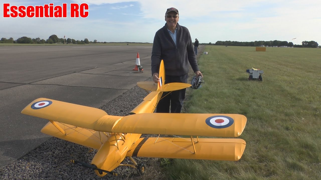 1/4 Scale Tigermoth  (UK BMFA Nationals 2015)