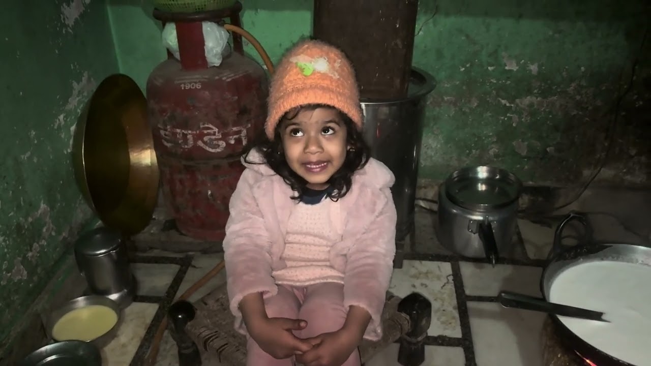 Mitthu aagi apne ghar 😜😜#viralvideo #vbloger #comedy #blogger 