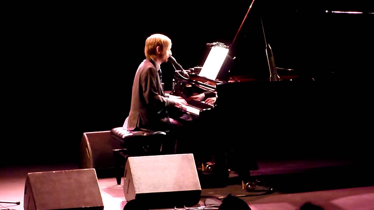 The Divine Comedy (Neil Hannon) - Something For The Weekend @ Nuits de Fourvière, Lyon 2012-06-14