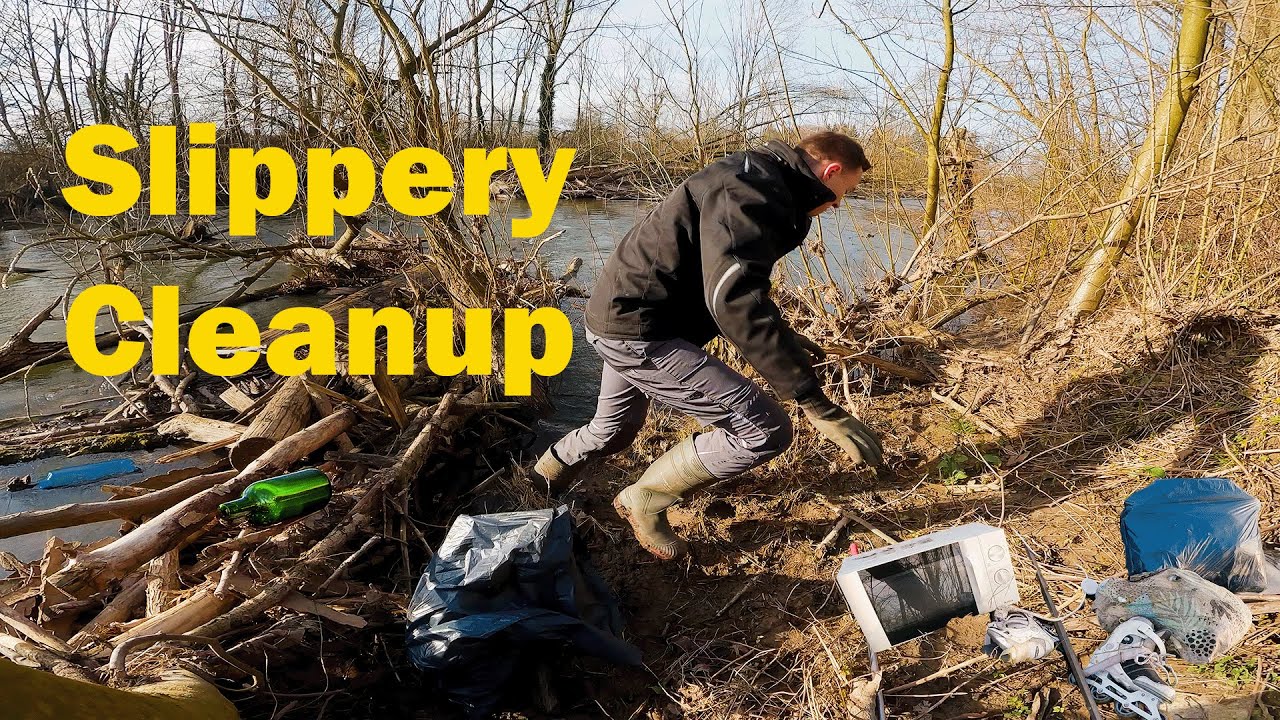 Cleaning a river! | Pick up trash!