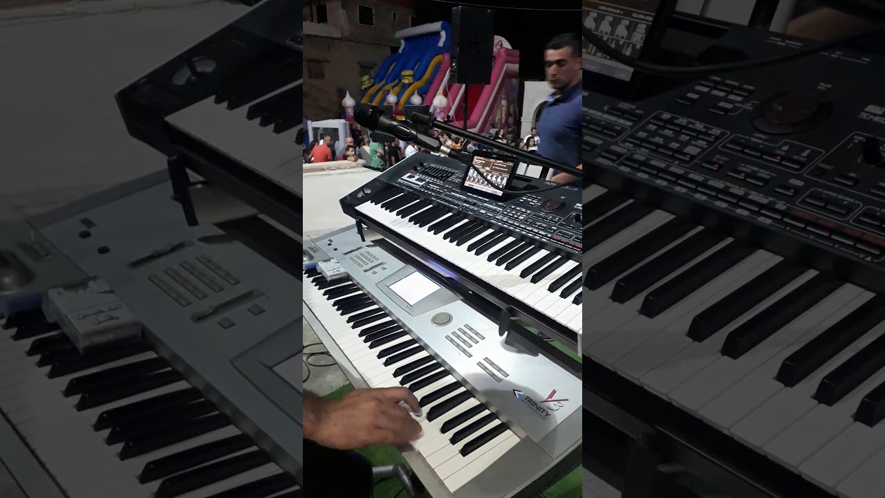 عزف المبدع عمر الحاج