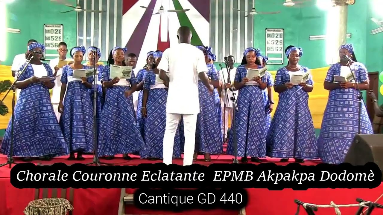 Chorale Couronne Éclatante d'Akpakpa dodomè dans le cantique 440