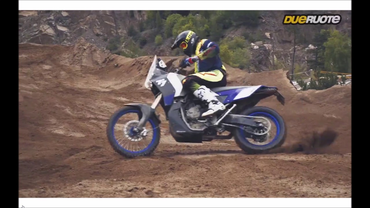 Yamaha T7