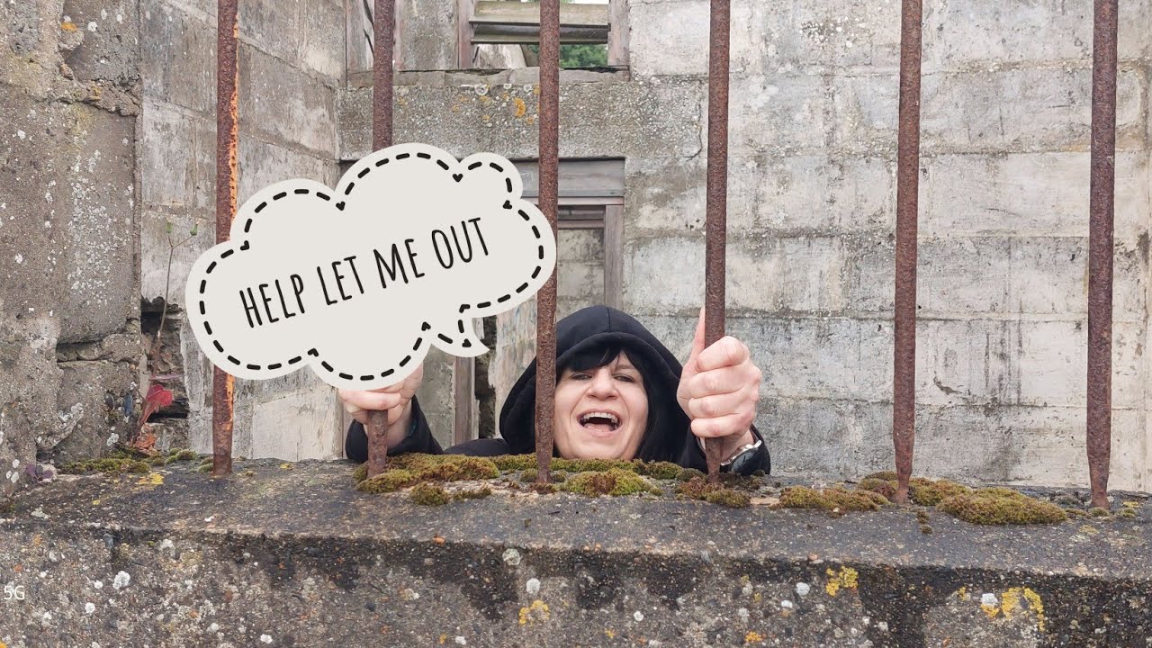Exploring    abandoned WW1 prison- Richborough