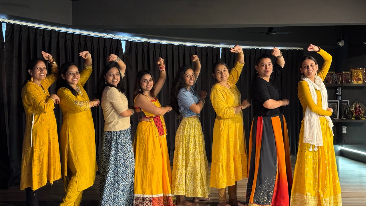 Dwarikadhish Ne Khamma  (Garba steps) Tran Tali Garba 