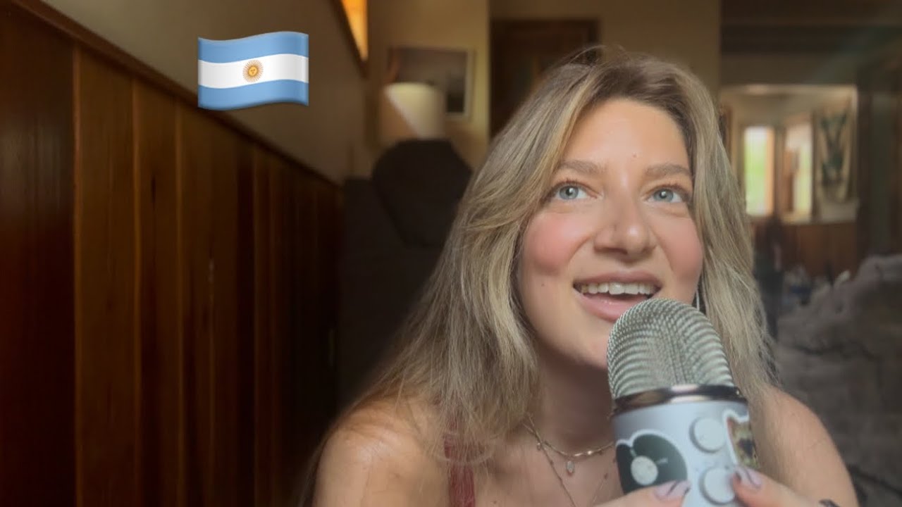 ASMR in Spanish | ASMR en español charlita con clicky whispers, gummy bear mic cover