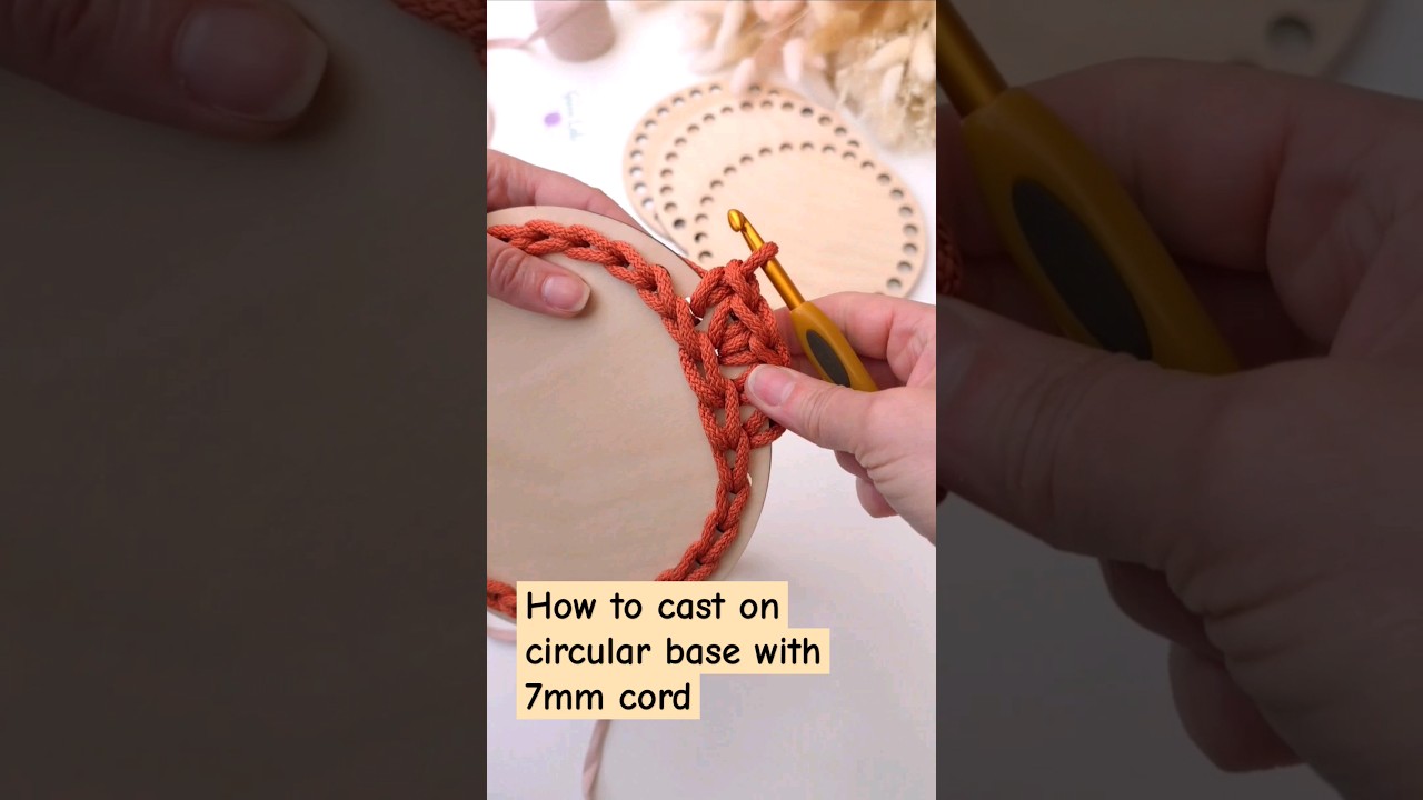How to cast on wooden base#crochet #diy #crochetbasket #crochettutorial #basket #crochetbag #macrame