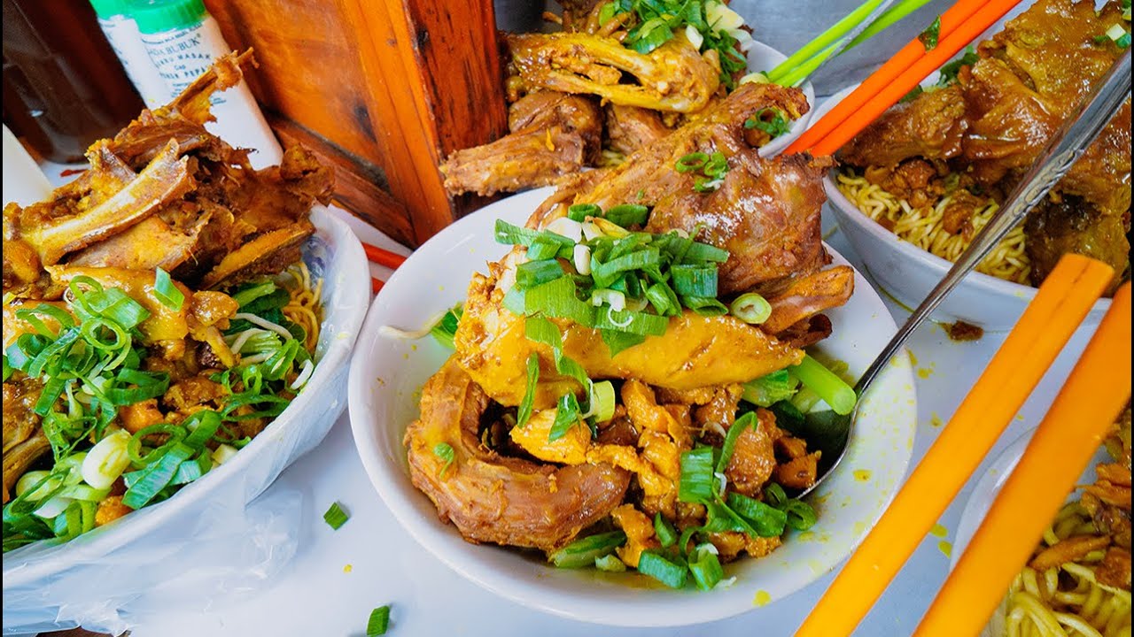 MIE AYAM TOPINGNYA BRUTAL CUMA 10 RIBU