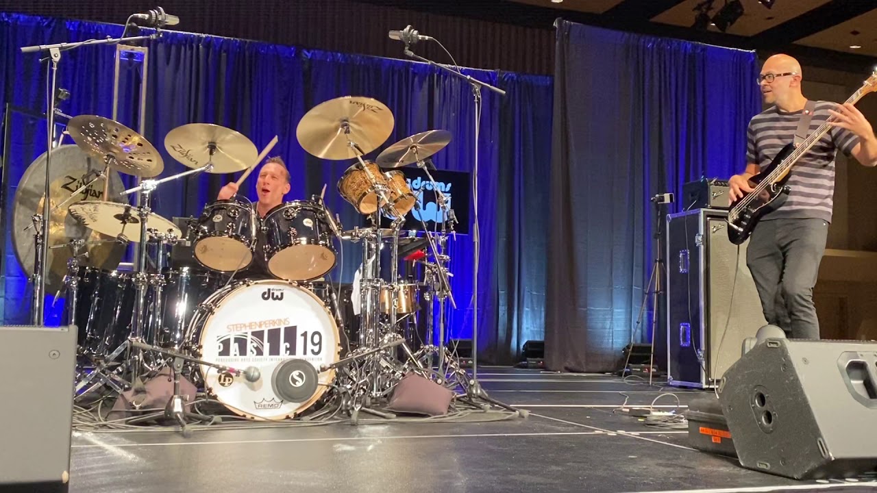 Stephen Perkins  (Jane's Addiction) 