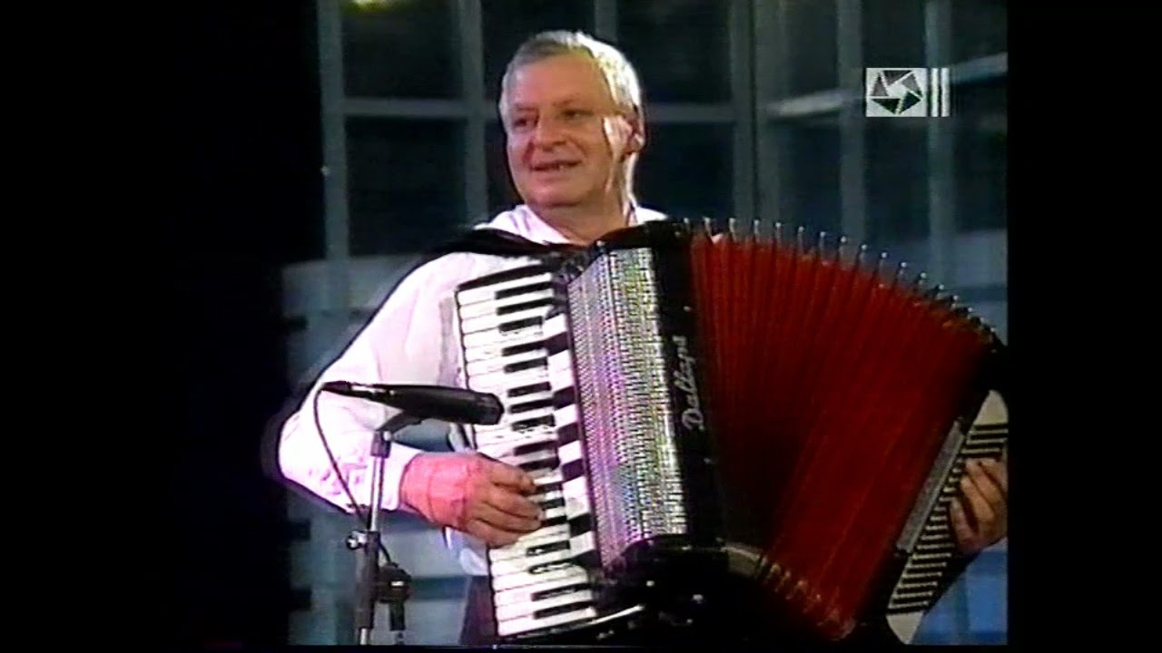 Jaroslava Vrskova Opavski a Pazovski Pajtasi - Tie Pazovske zvoni
