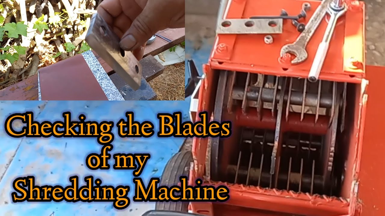 Checking the Blades of my Shredding Machine|Caravaggi Bio 150|Farmlife