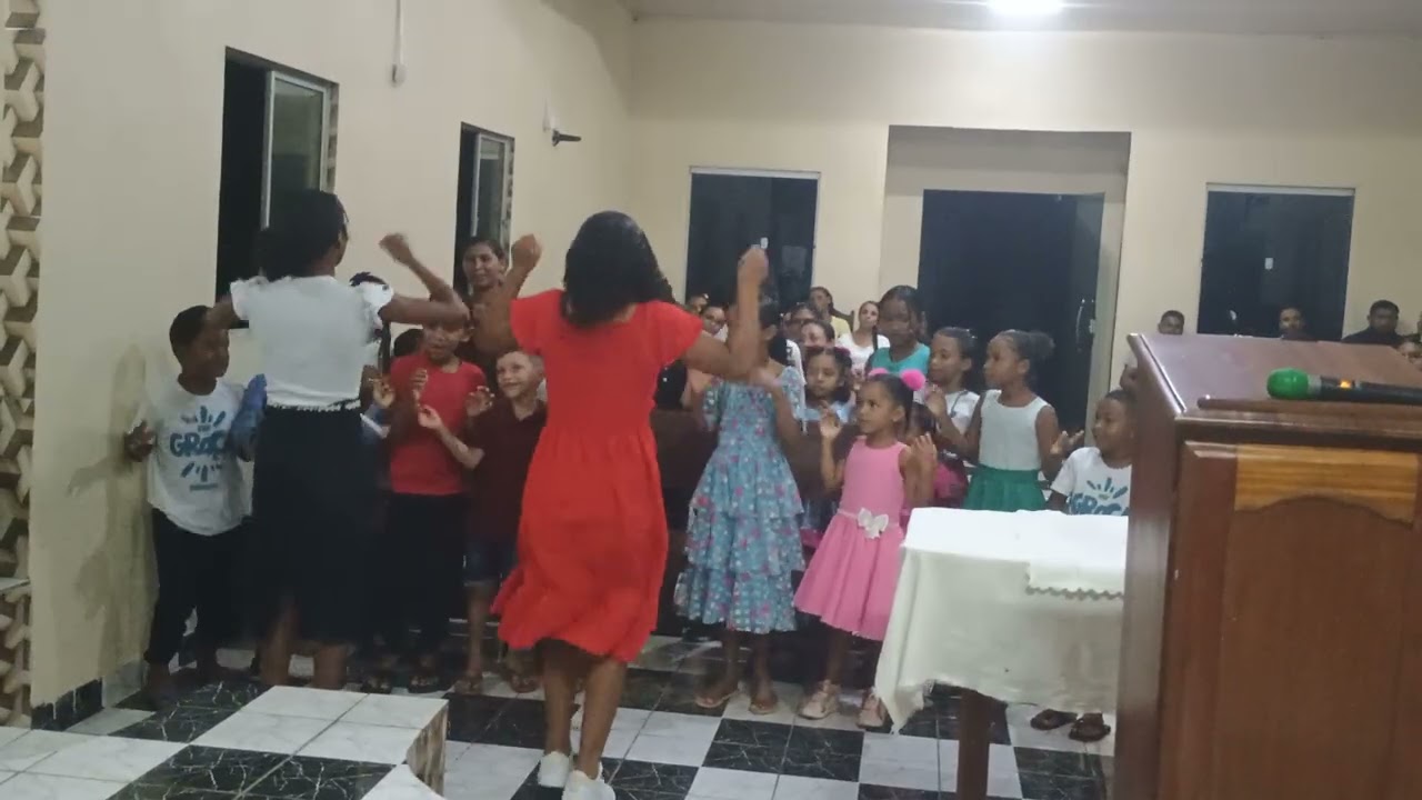 Assembleia de Deus, campo Monte Horebe, congregação Monte Líbano , crianças louvando 