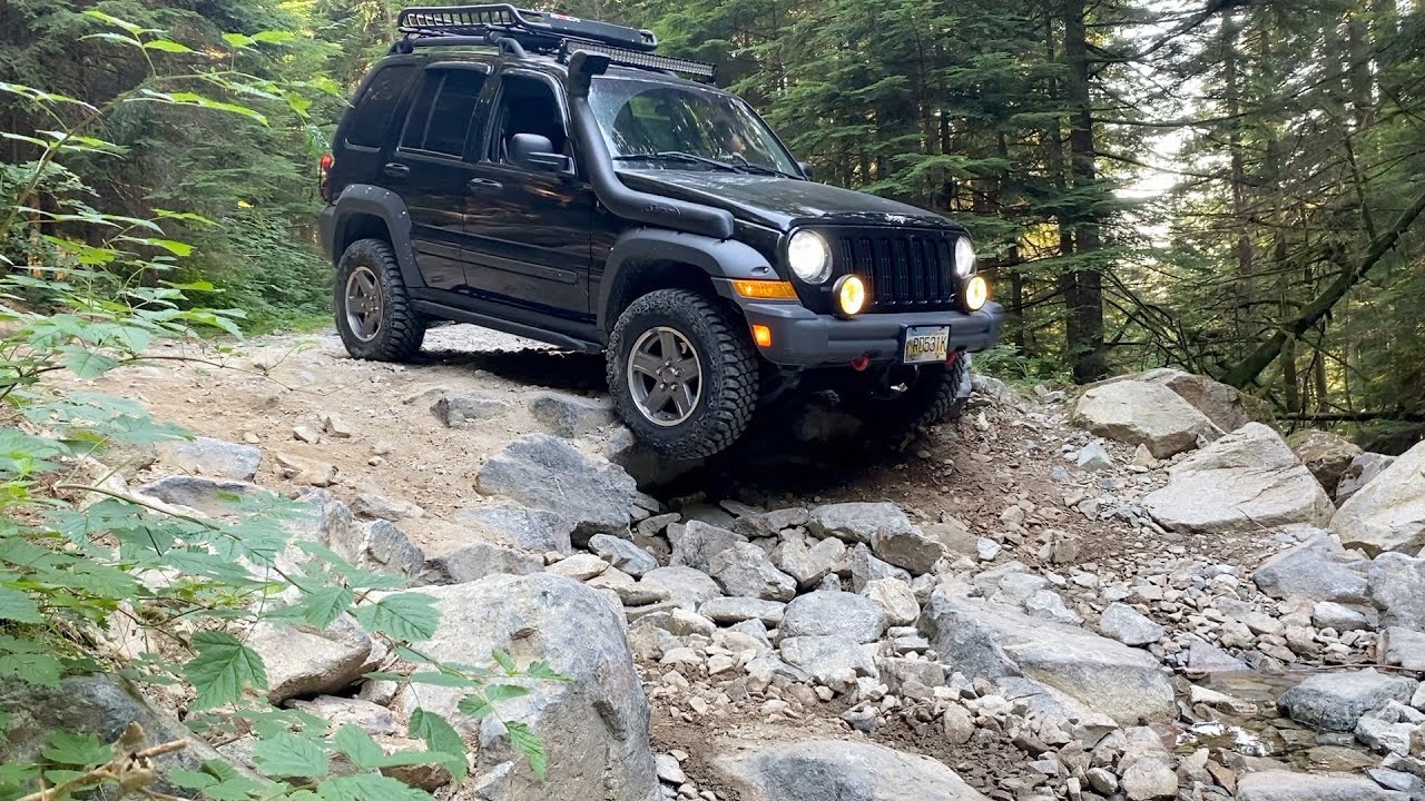 JEEP LIBERTY KJ | TOP OF EAGLE MOUNTAIN OFFROAD