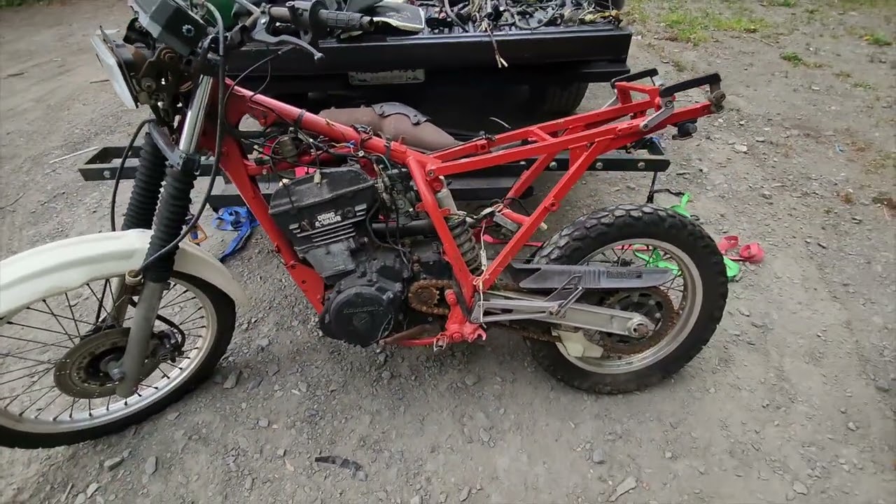 Новый проект: мотоцикл Kawasaki KL600 1983 года выпуска.