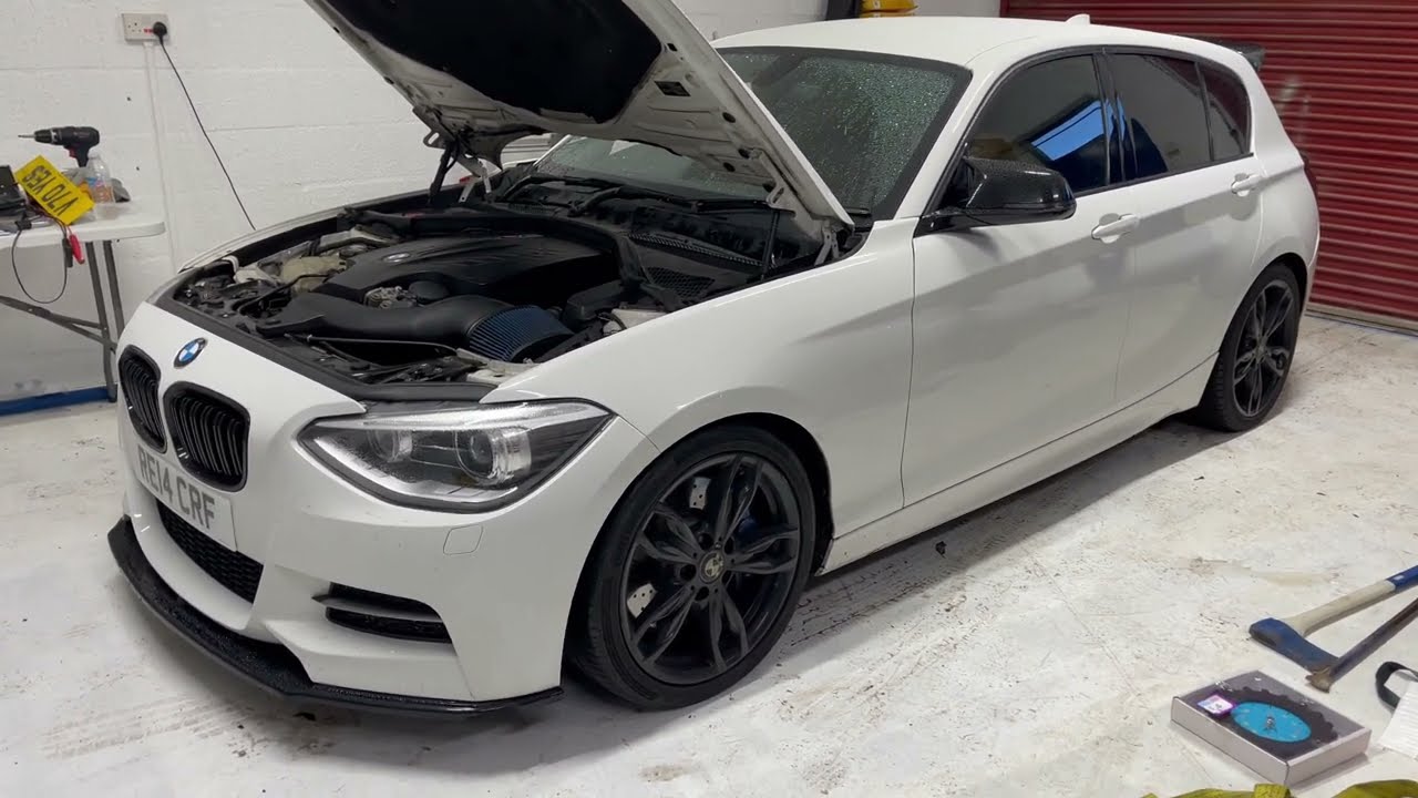 BMW M135i: неисправность трансмиссии, нет усилителя наддува, аварийный режим — коды ошибок 123432...