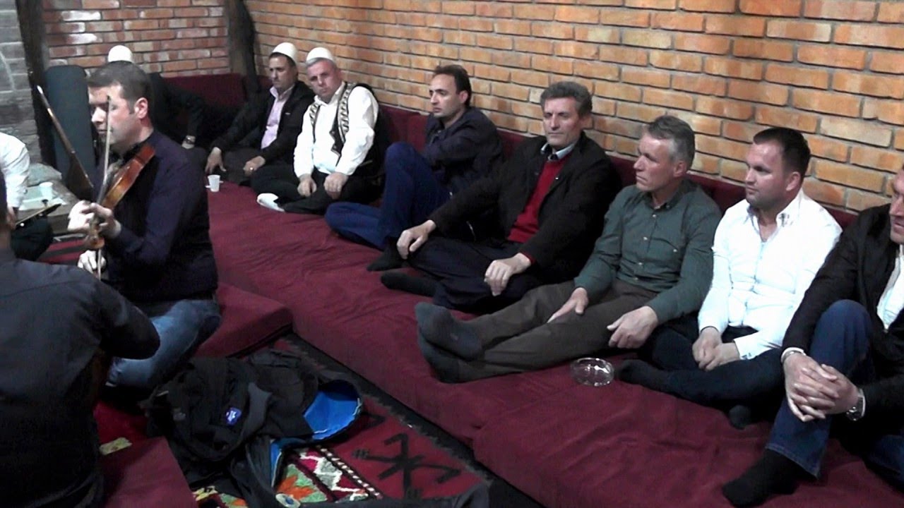 AGIM BOKA E BAJRAM HALITI  NE ODEN E GOLLAKUT = ISA BEG POT THRRET NANA