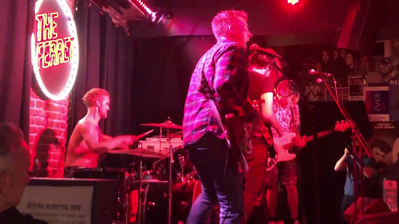 Left,Rumble, The Ferret, Preston, 12/6/21