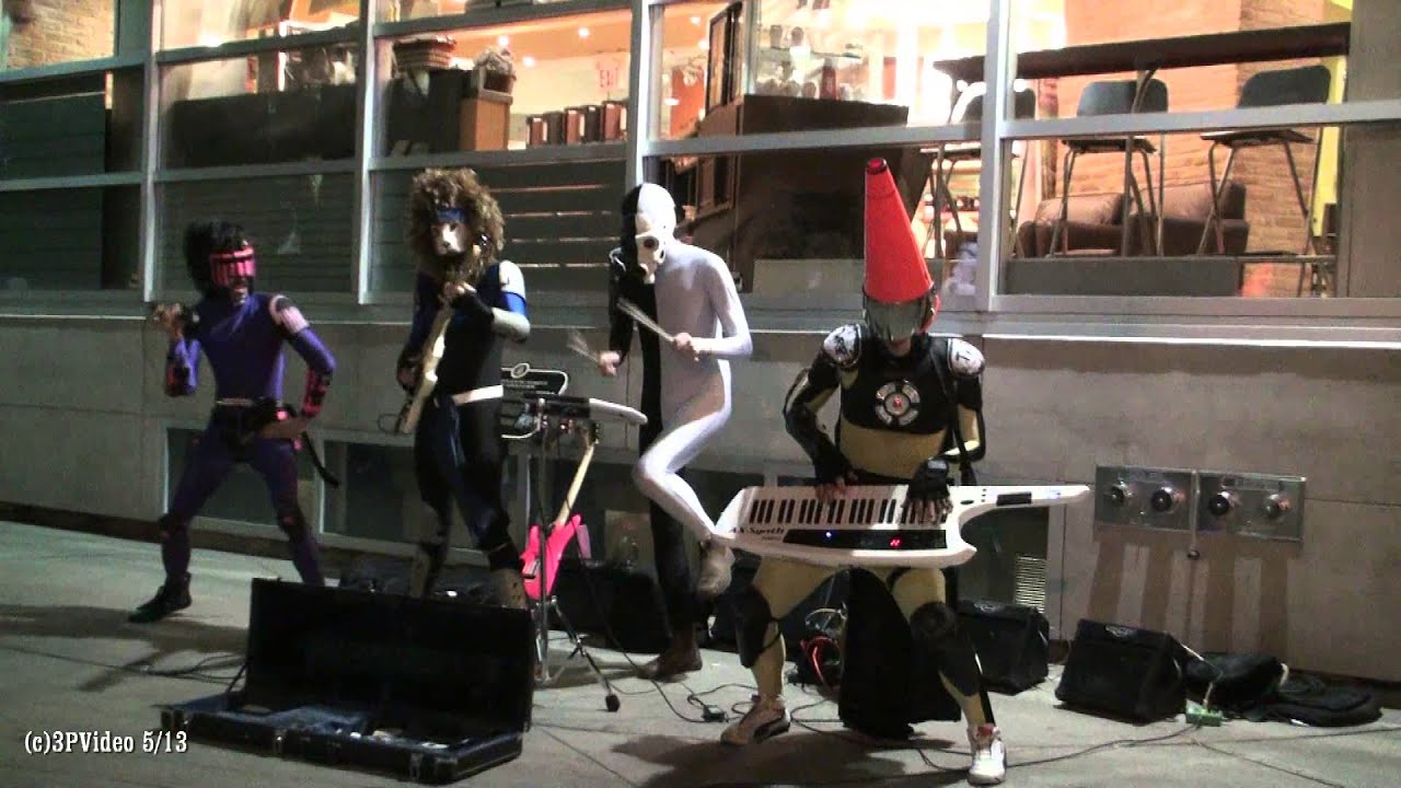 Tupper Ware Remix Party Toronto Street Show