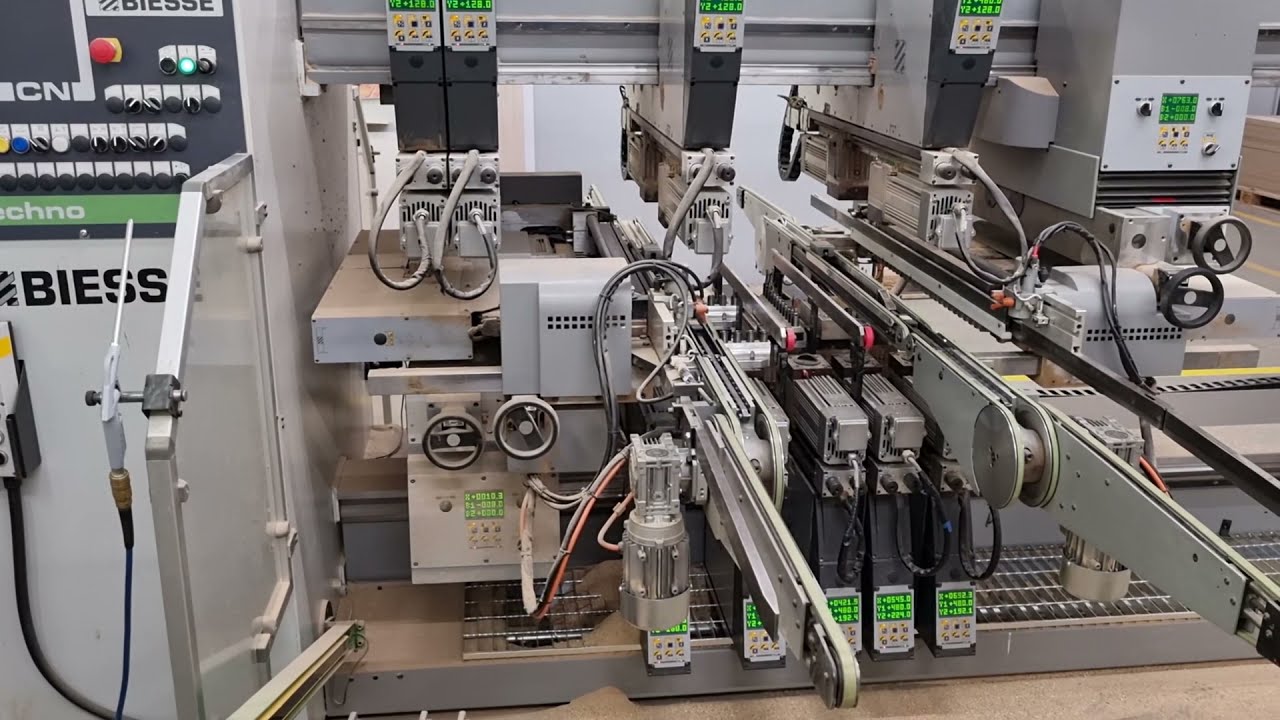 Throughfeed drilling machine BIESSE mod. Techno FDT CN