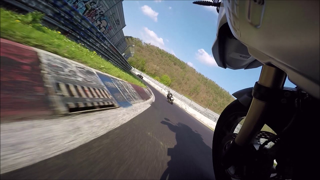R1200GS vs  R1 Nordschleife 30 04 2019