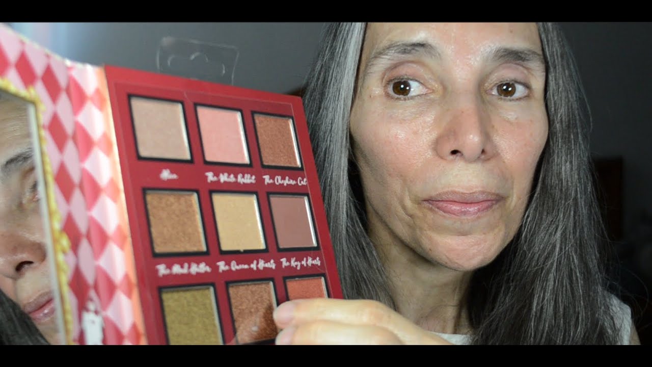 ASMR TE MAQUILLO - ROLEPLAY