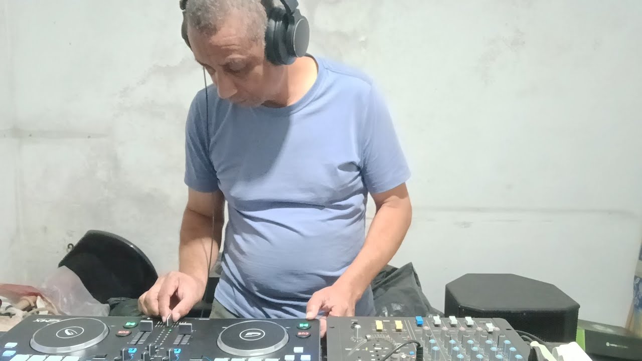 The Centipede Music Música Eletrônica DJ 