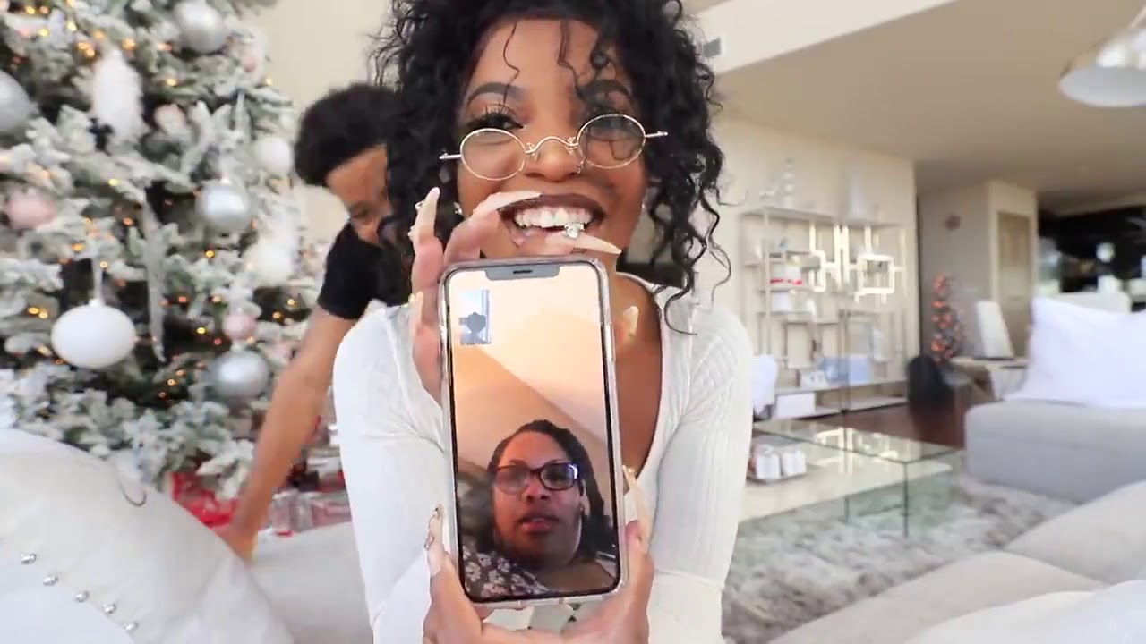 Vlogs By DK4L! WE'RE PREGNANT... PRANK ON OUR FAMILY VLOGMAS DAY 3