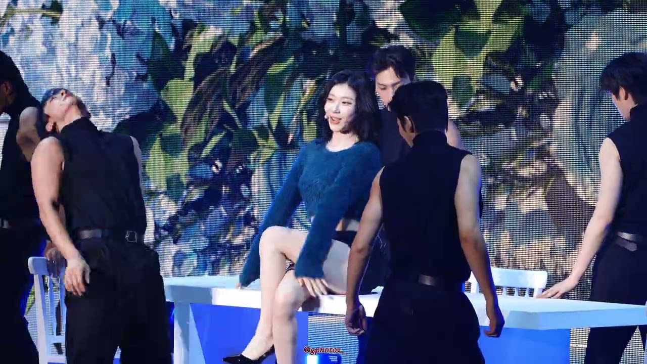 250920 ITZY - The 4th Fanmeeting 있지 채령 - 피어나