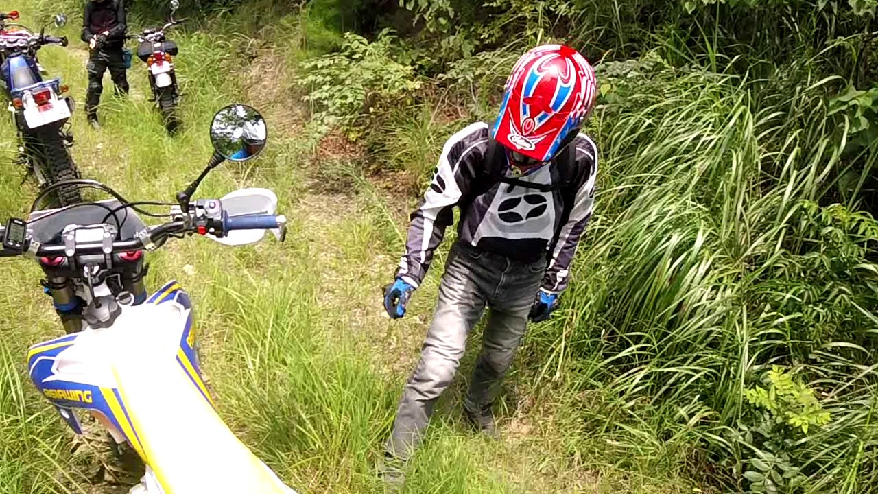 アジアウイングＲＸ２３０ＦＳ　　林道散策