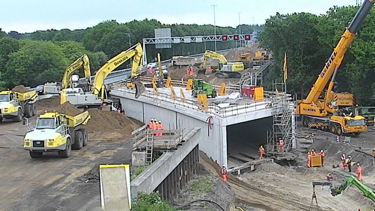 20-5-2016 Timelapse A12 70 meter tunnel in one weekend under highway!!