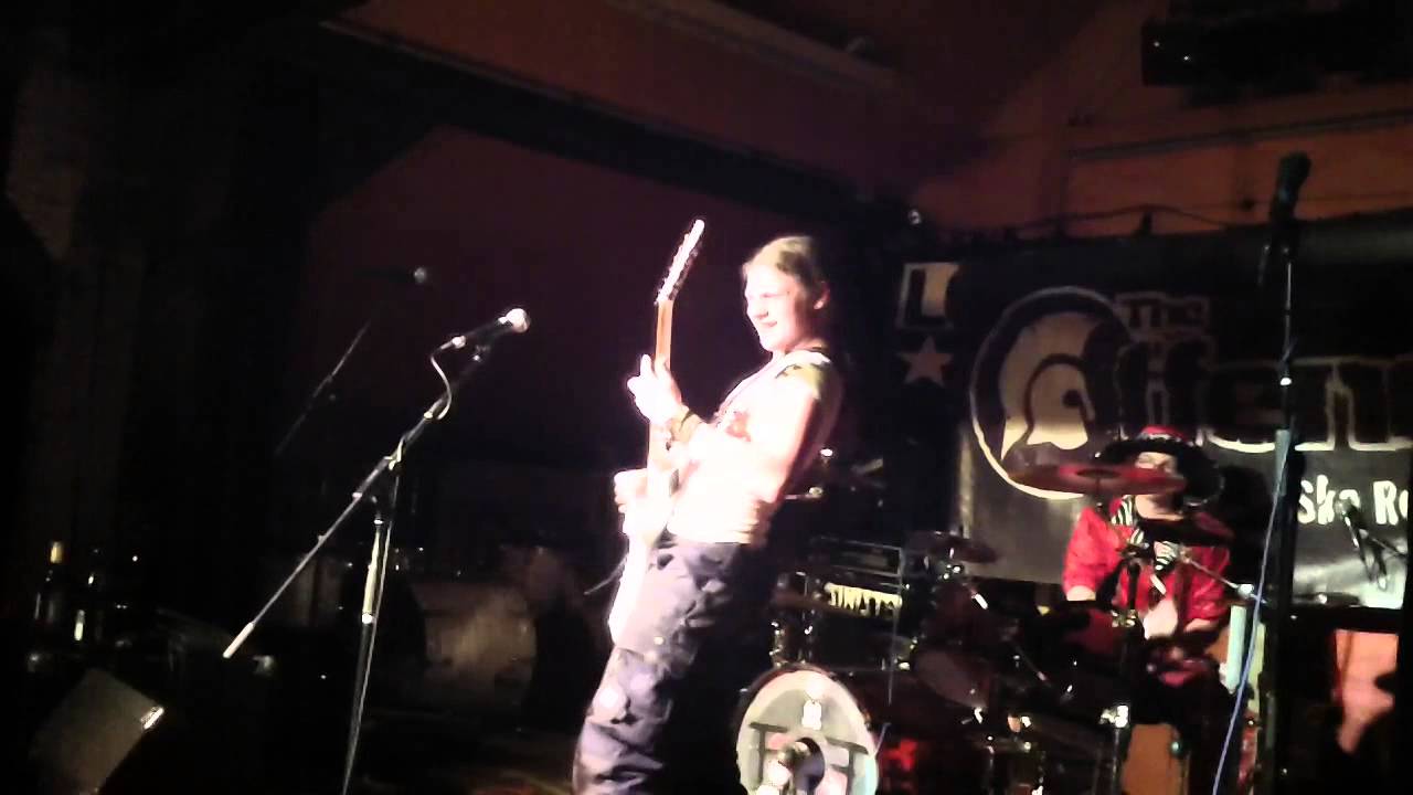 G&uuml;lleschiss (Punk Lauscha) Fick Dich Schei&szlig; Nazi Live @ Struwwel Kronach 250114