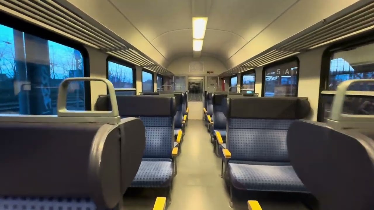 Erster Betriebstag auf der RB37 zwischen Krefeld und Neuss vom Betreiber TRI
