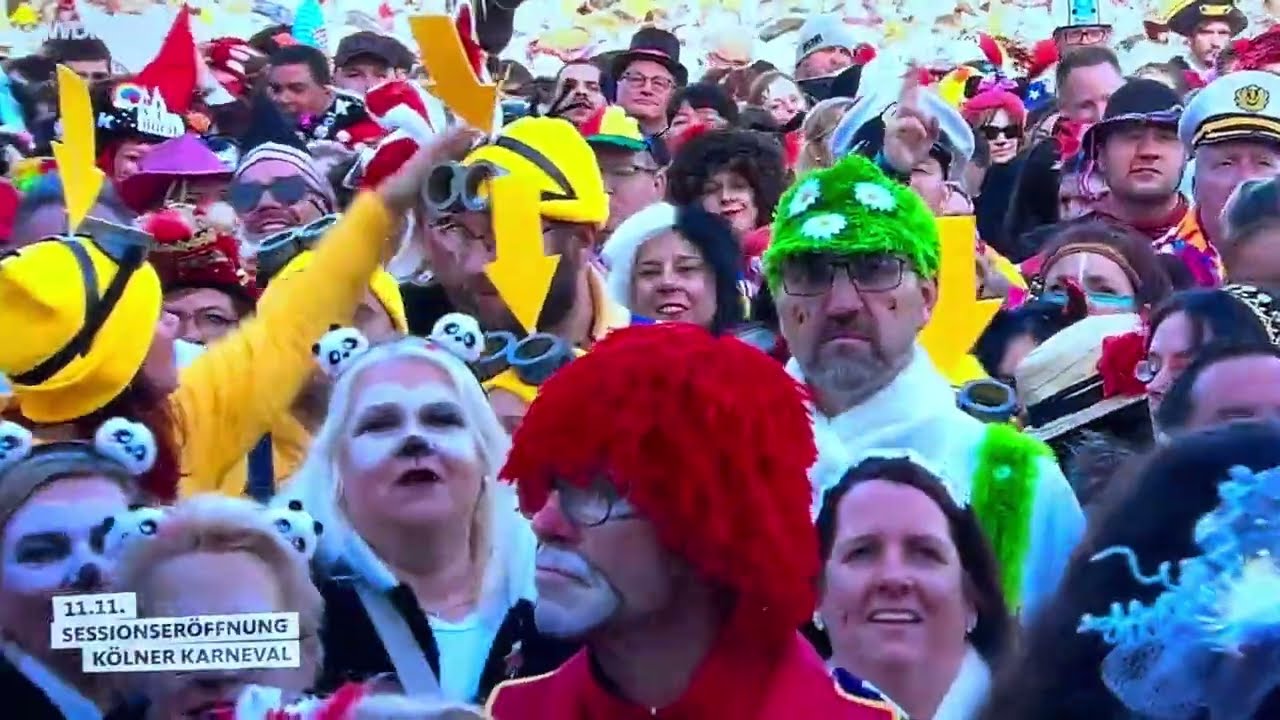 Start in den Kölner Karneval 11.11.2025 - „Kölle Alaaf“ – die Session am Heumarkt ist eröffnet