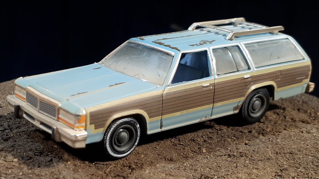 1/64 Ford LTD Country Squire 1979 Terminator 2 by Greenlight station wagon estate