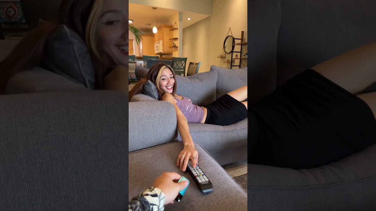oh wrong remote 😋 #remote #vibration #trendingshorts #shortvideo
