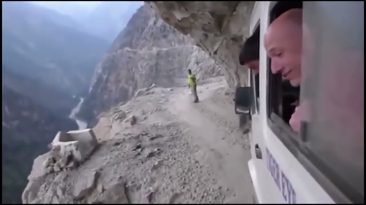 Top 10 Most Dangerous Cliffside Roads