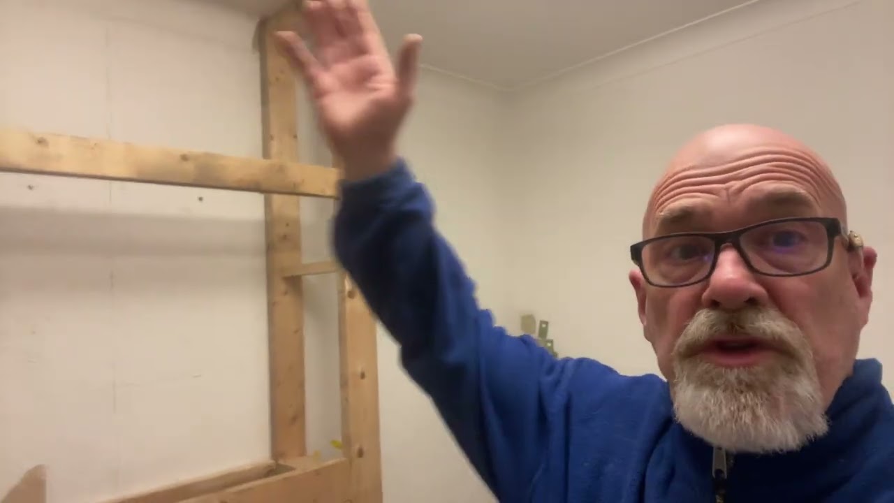 George and Susan’s 30’s bungalow chimney breast part 3 