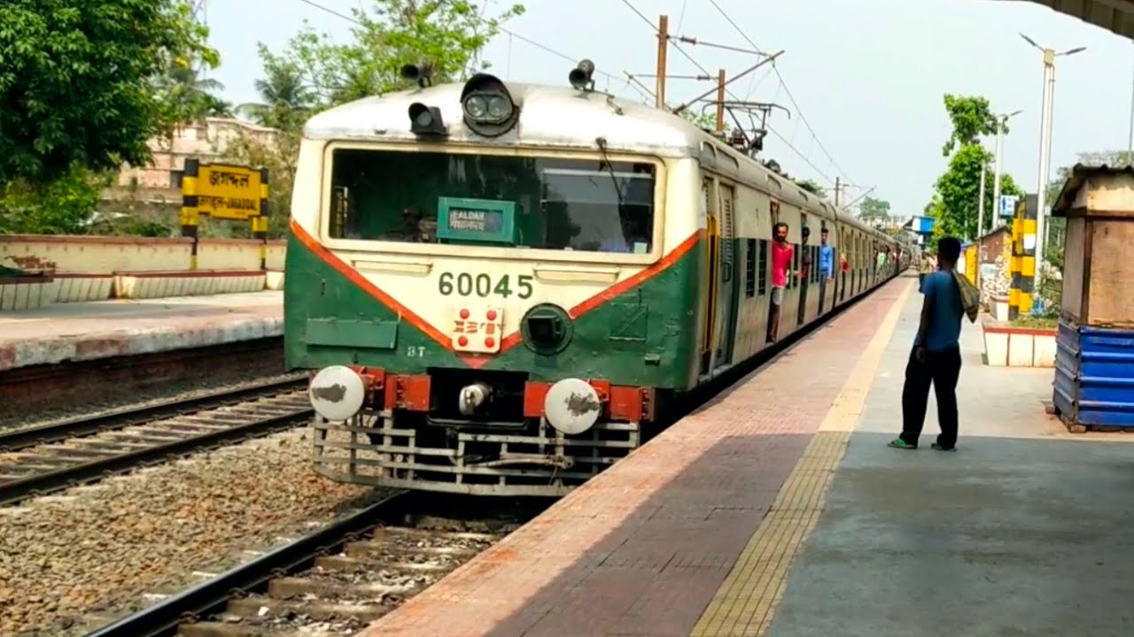 Jessop and Company Made EMU Local Train || Shantipur Local.