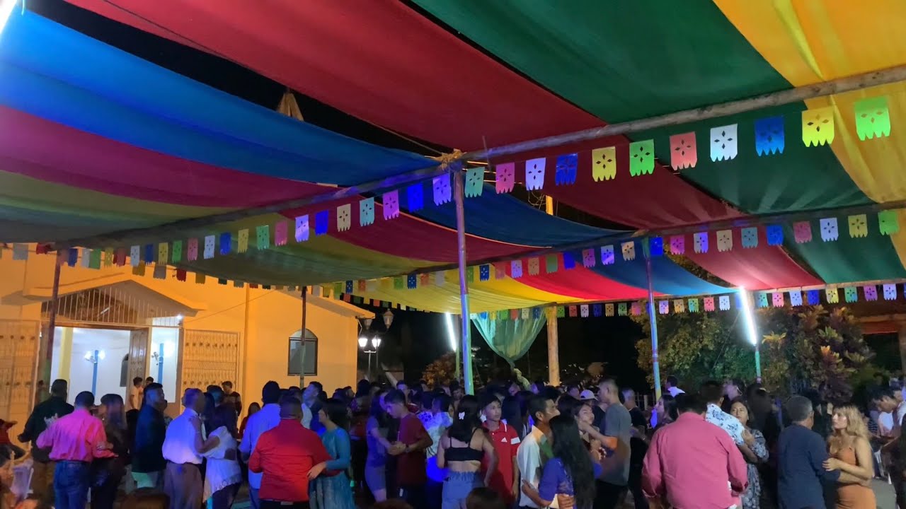 SENSACIÓN LATINA  Sitio Manantiales FIESTAS DE LAS CRUCES ( audio ambiental )