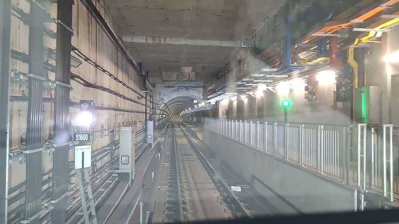 SMRT CT251 [2065]: Outram Park to Orchard