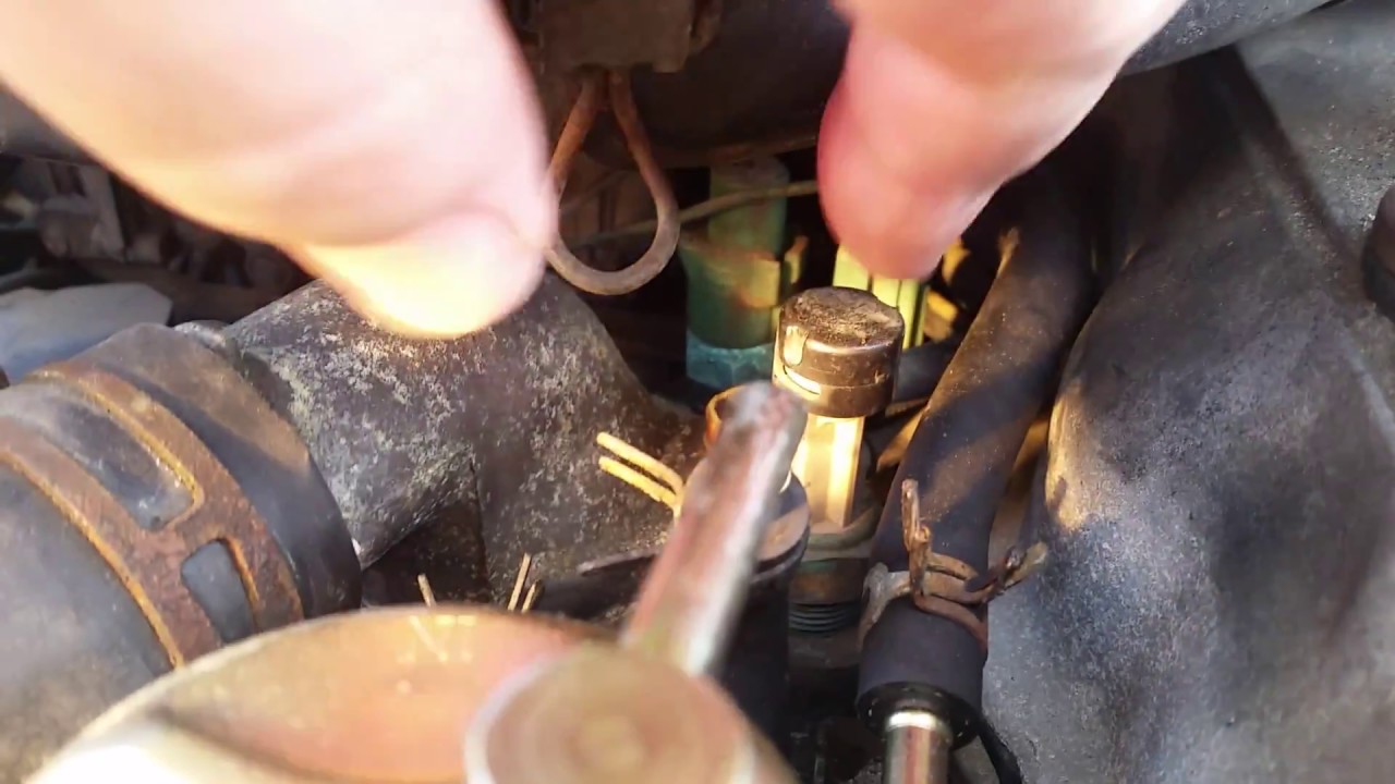 Toyota 22R Water Temperature Sensor Location