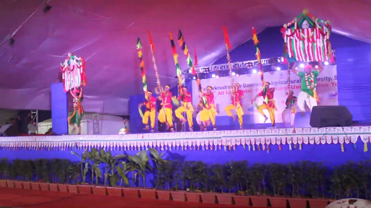 🎭 Vibrant Karnataka Folk Dance | 19th AgriUniFest | Mesmerizing Performance at SKDAU Gujarat | 2018