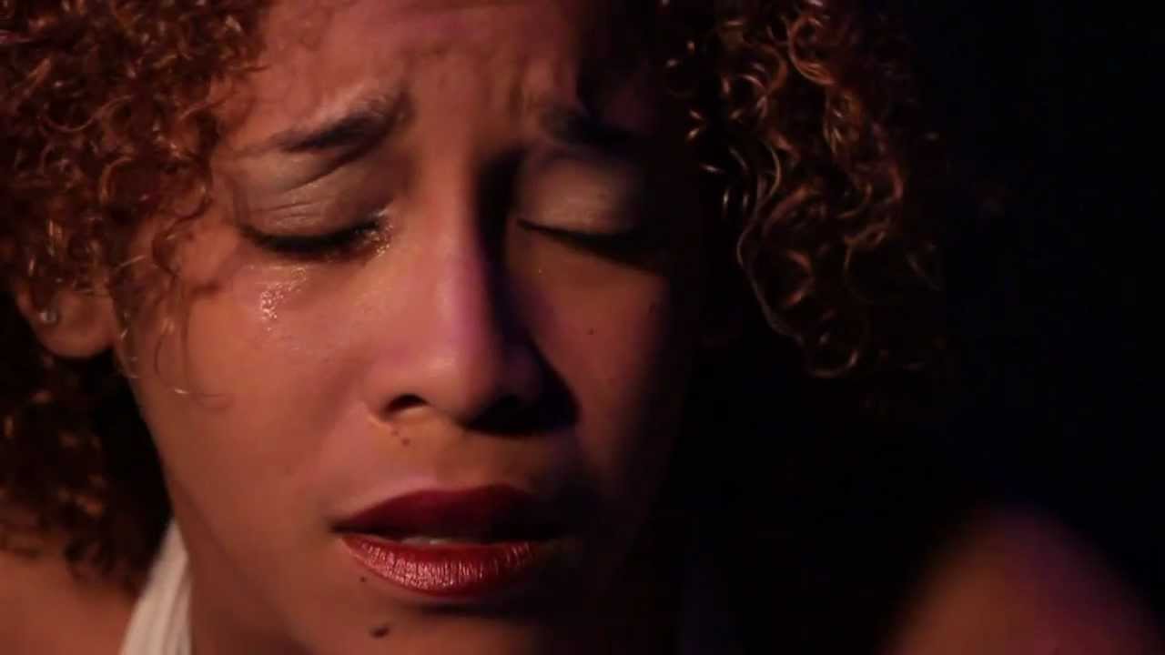 Rihanna ft Mikky Ekko- 