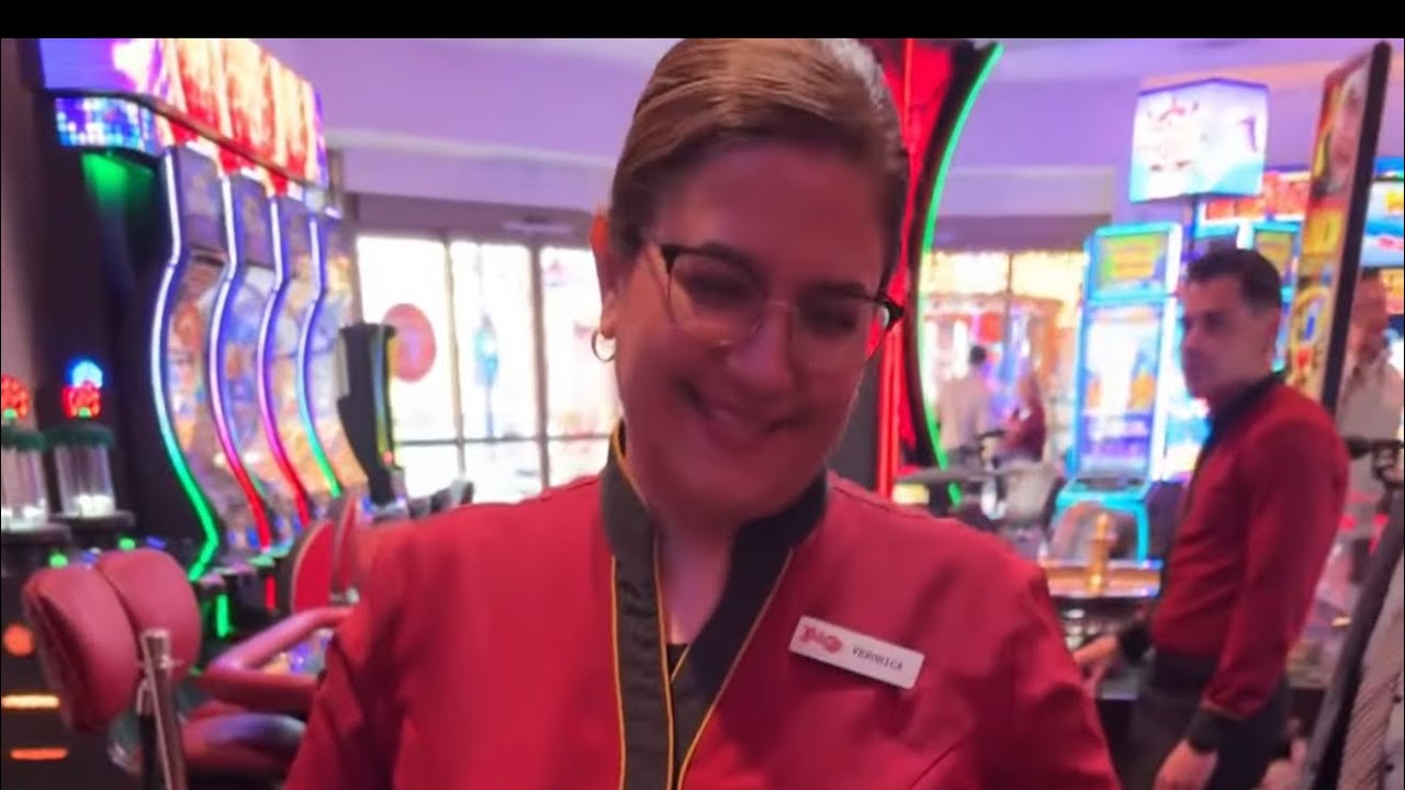 Vegaspaulyc is live!